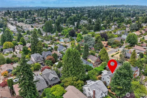 6249 30th Avenue NE Seattle WA 98115