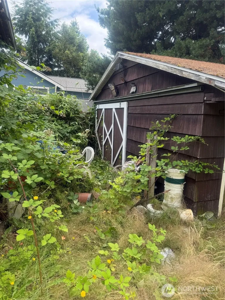 9209 13th Avenue SW Seattle WA 98106