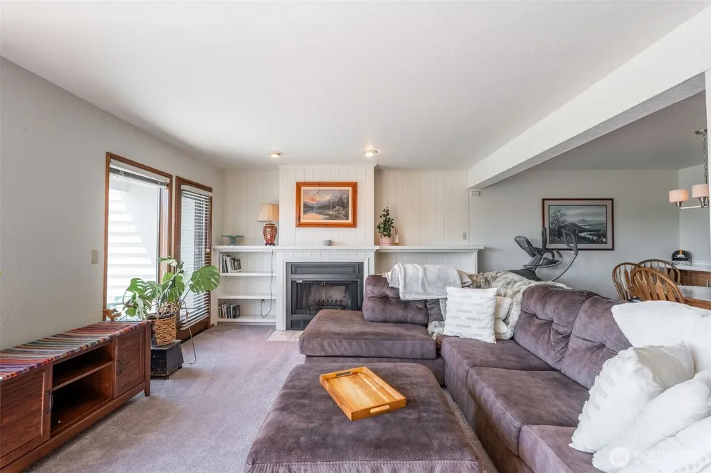 395 NE Washington Avenue Chehalis WA 98532