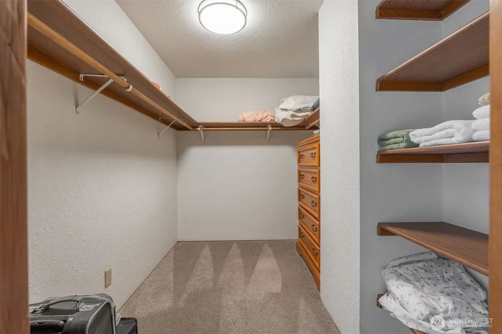 395 NE Washington Avenue Chehalis WA 98532