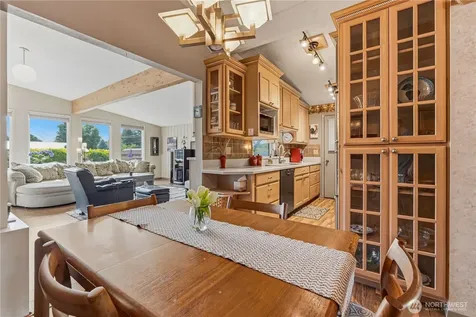 221 Olive Street Cashmere WA 98815