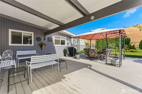 221 Olive Street Cashmere WA 98815