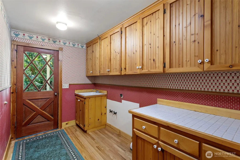 2015 290th Avenue NE Carnation WA 98014