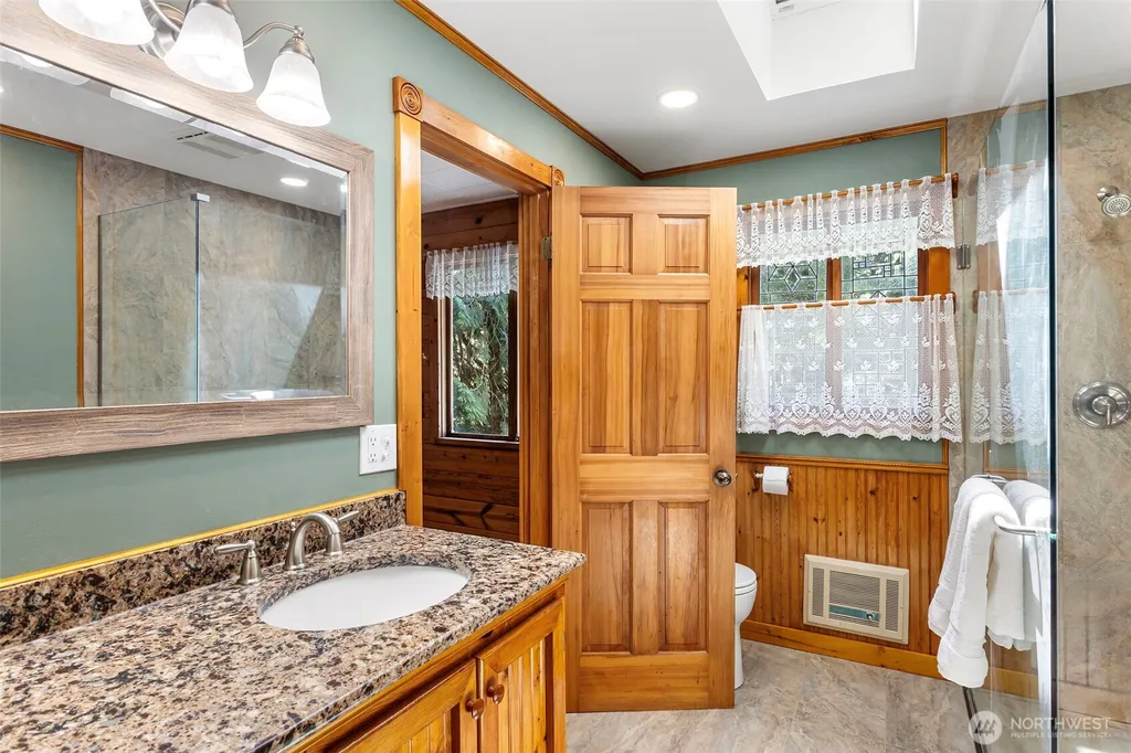 2015 290th Avenue NE Carnation WA 98014