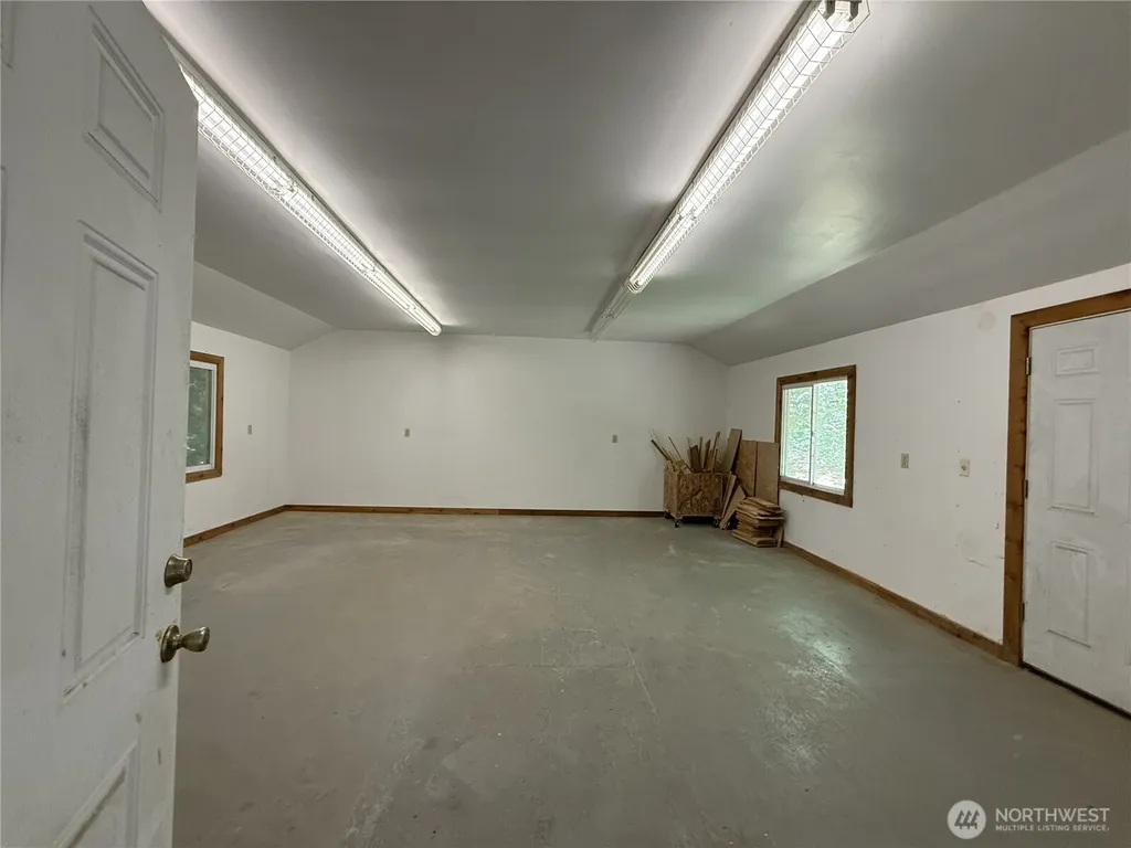 2015 290th Avenue NE Carnation WA 98014