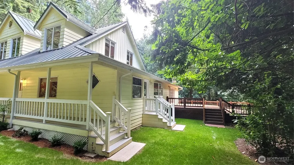 2015 290th Avenue NE Carnation WA 98014