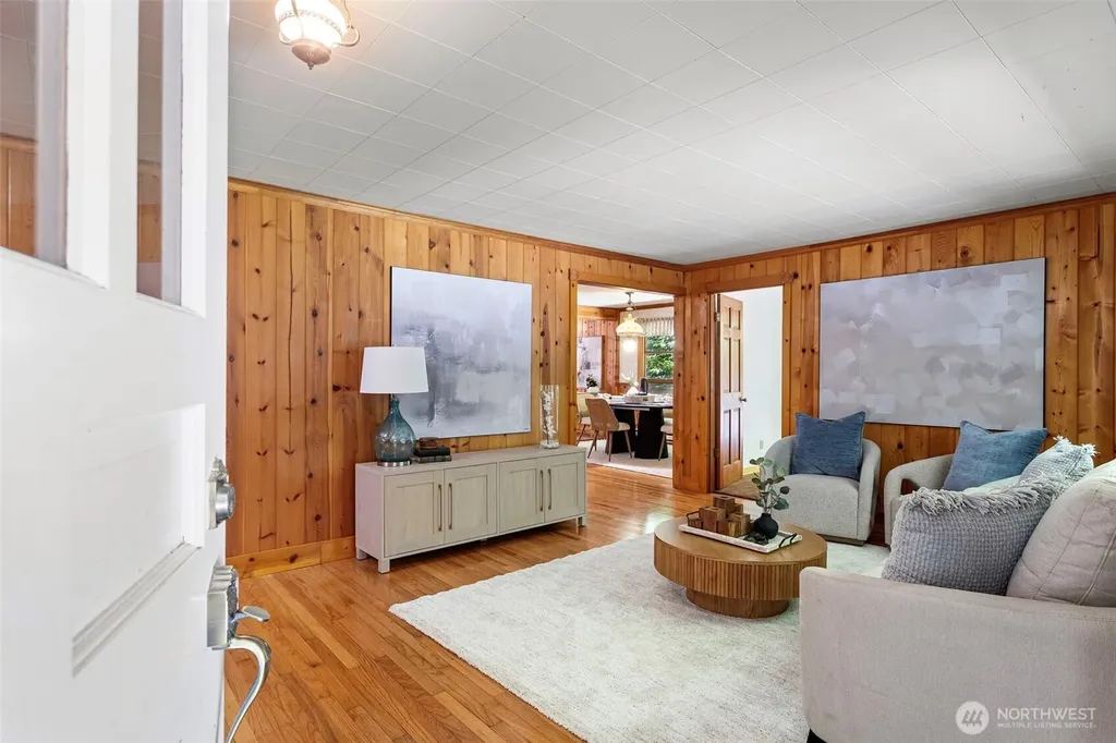 2015 290th Avenue NE Carnation WA 98014