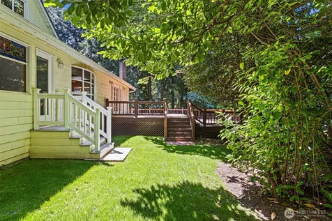 2015 290th Avenue NE Carnation WA 98014