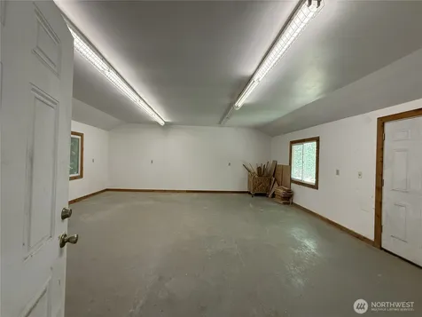 2015 290th Avenue NE Carnation WA 98014