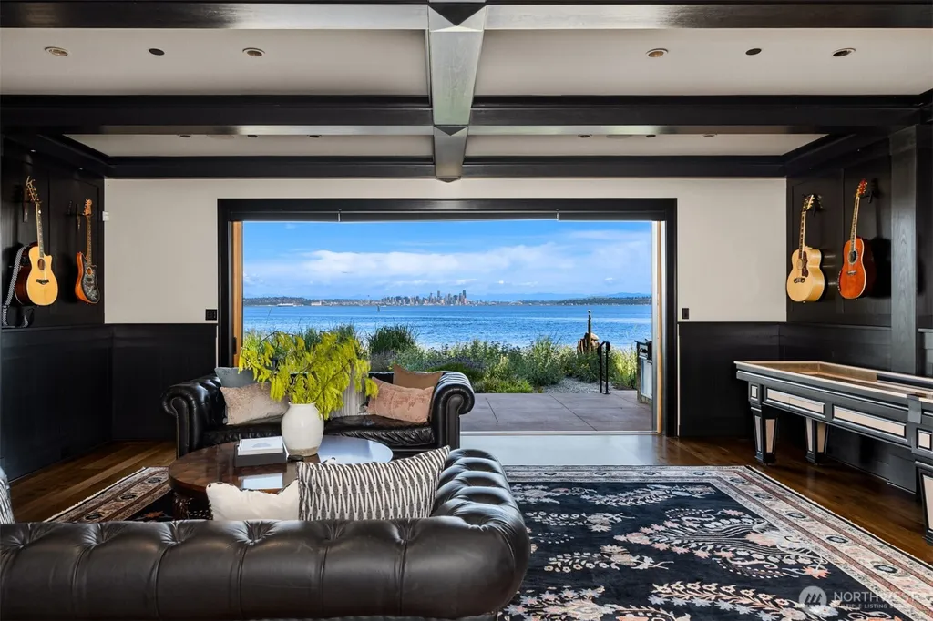 5128 Rockaway Beach Road NE Bainbridge Island WA 98110
