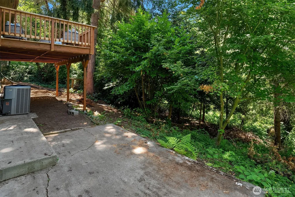 6359 18th Avenue SW Seattle WA 98106