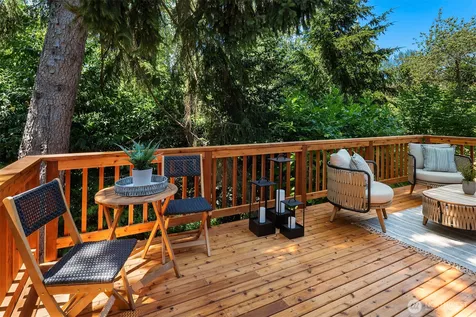 6359 18th Avenue SW Seattle WA 98106