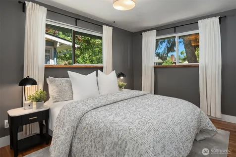 6359 18th Avenue SW Seattle WA 98106
