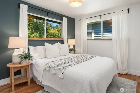 6359 18th Avenue SW Seattle WA 98106