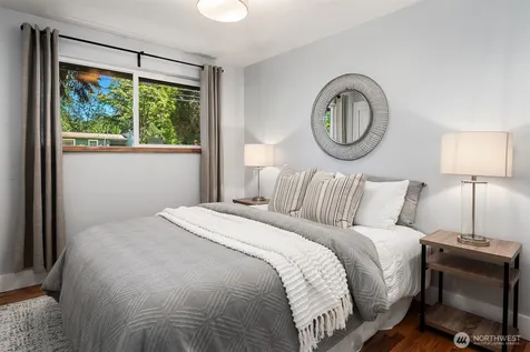6359 18th Avenue SW Seattle WA 98106