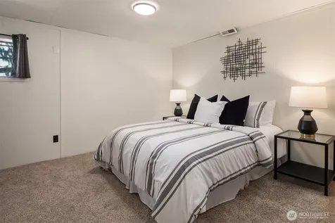 6359 18th Avenue SW Seattle WA 98106