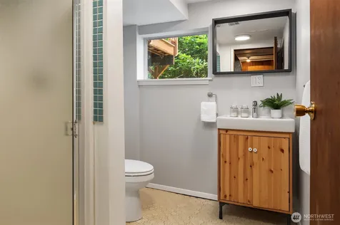 6359 18th Avenue SW Seattle WA 98106