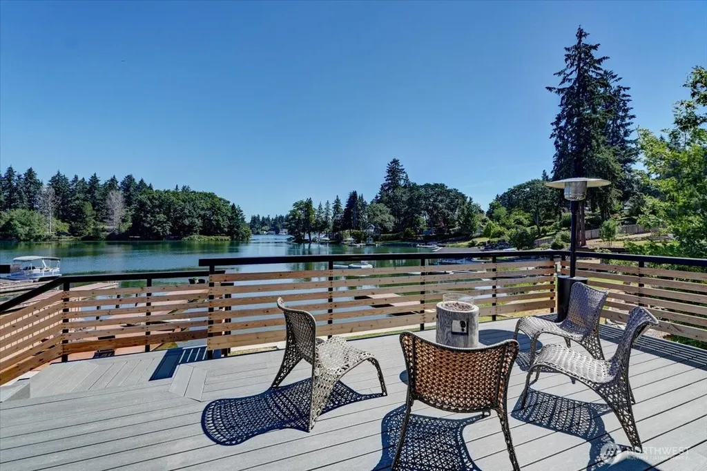 10837 Evergreen Terrace SW Lakewood WA 98498
