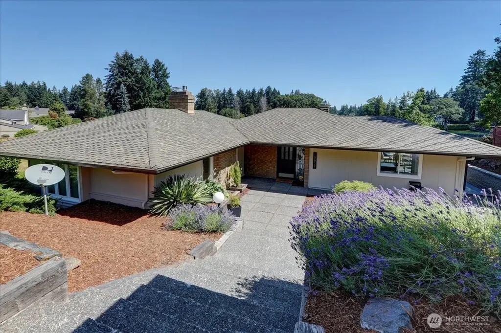 10837 Evergreen Terrace SW Lakewood WA 98498