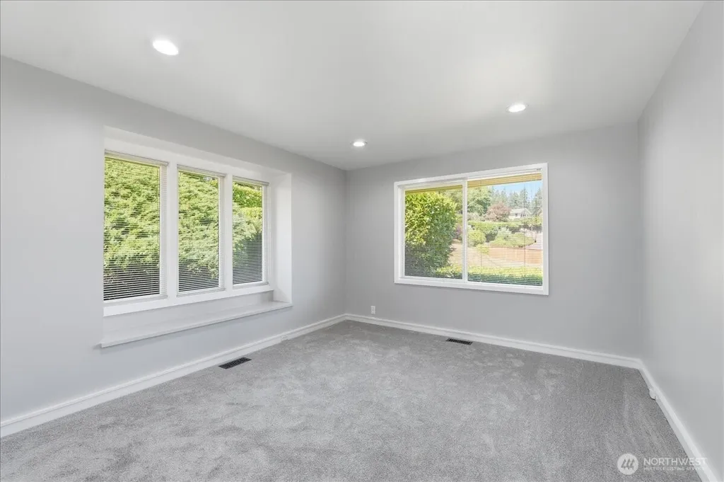 10837 Evergreen Terrace SW Lakewood WA 98498