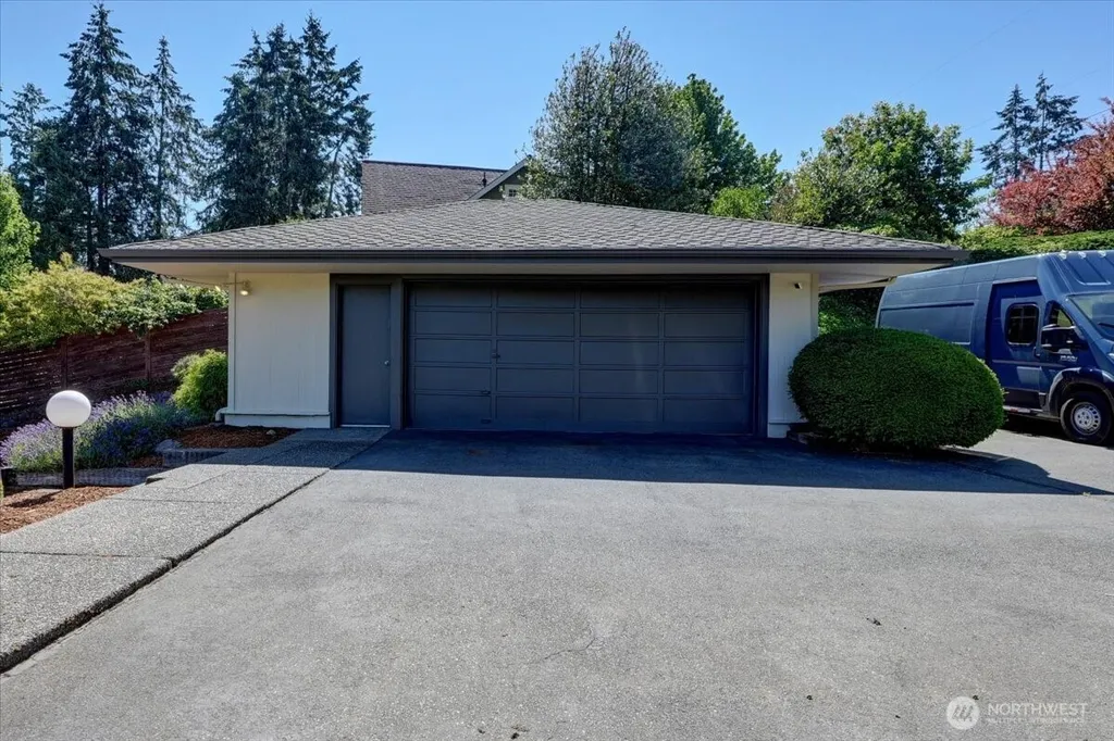 10837 Evergreen Terrace SW Lakewood WA 98498