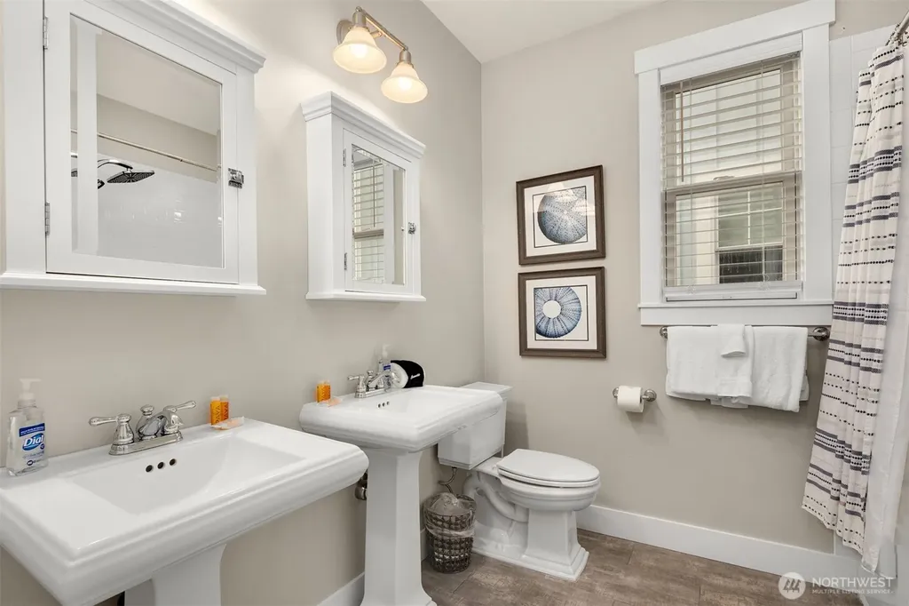14 Ocean Tide Lane Pacific Beach WA 98571