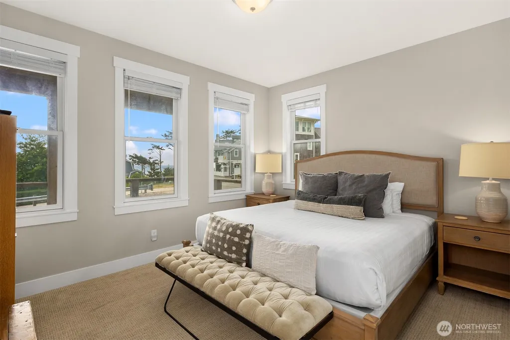14 Ocean Tide Lane Pacific Beach WA 98571