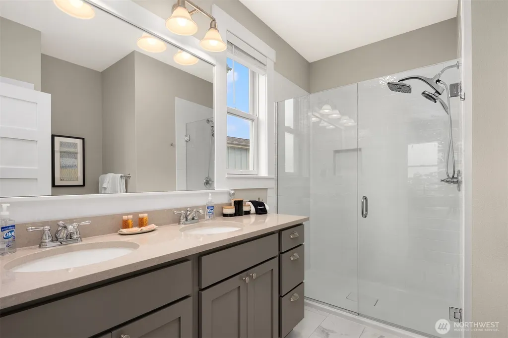 14 Ocean Tide Lane Pacific Beach WA 98571