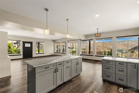 9971 Saska Way Entiat WA 98822