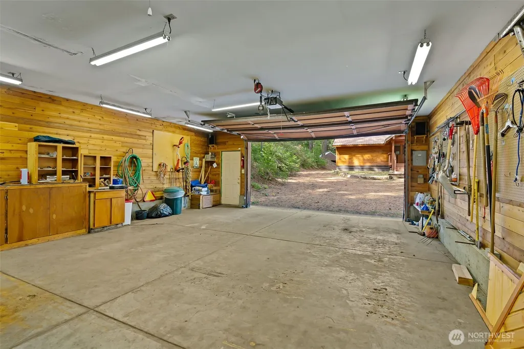 8040 N Fork Road Yakima WA 98903