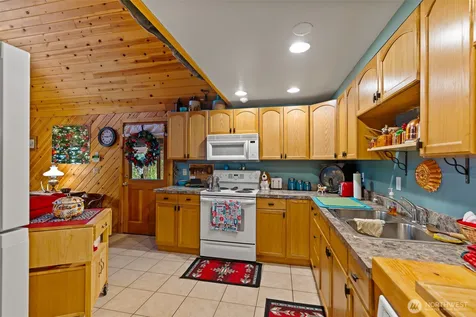 8040 N Fork Road Yakima WA 98903