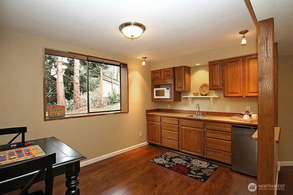 15501 SE 46th Way Bellevue WA 98006