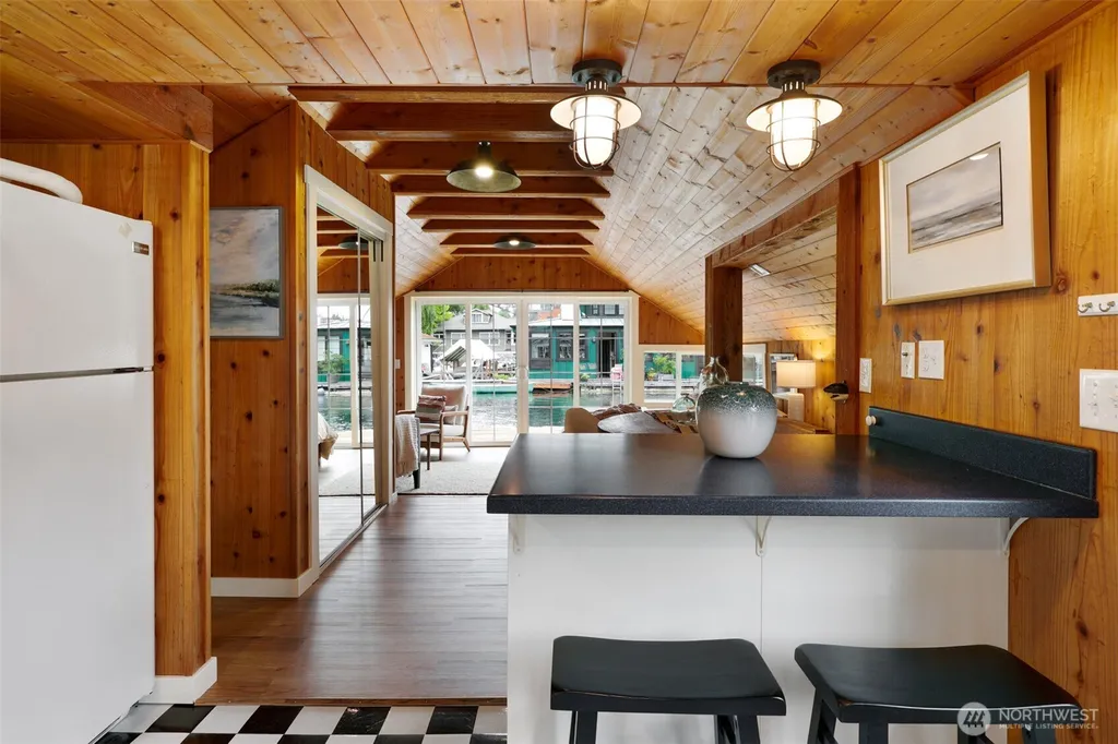 3146 Portage Bay Place E Seattle WA 98102