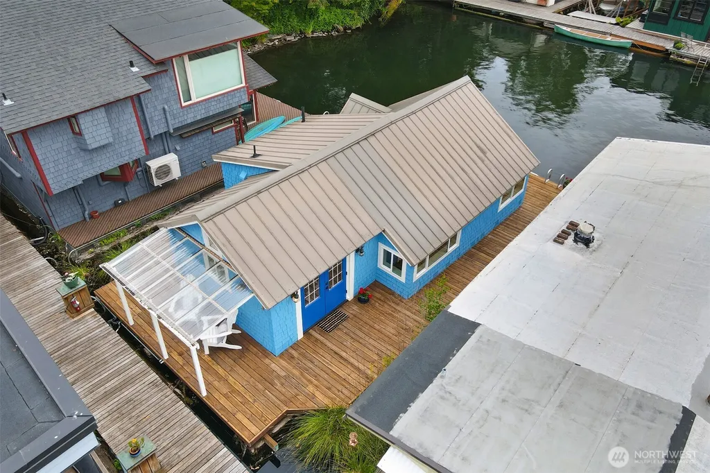 3146 Portage Bay Place E Seattle WA 98102
