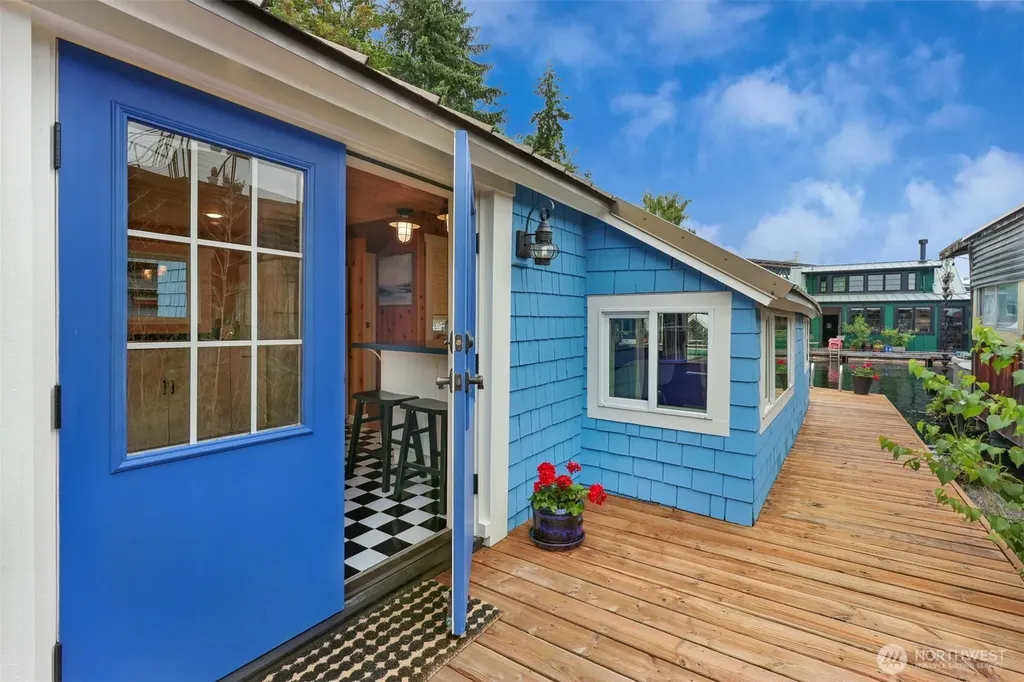 3146 Portage Bay Place E Seattle WA 98102