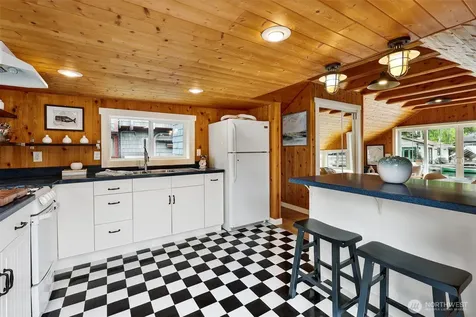 3146 Portage Bay Place E Seattle WA 98102