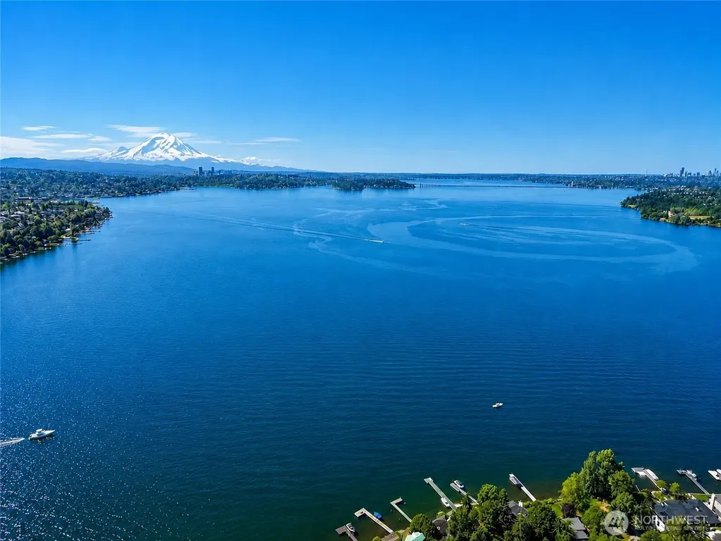 11324 83rd Place NE Kirkland WA 98034