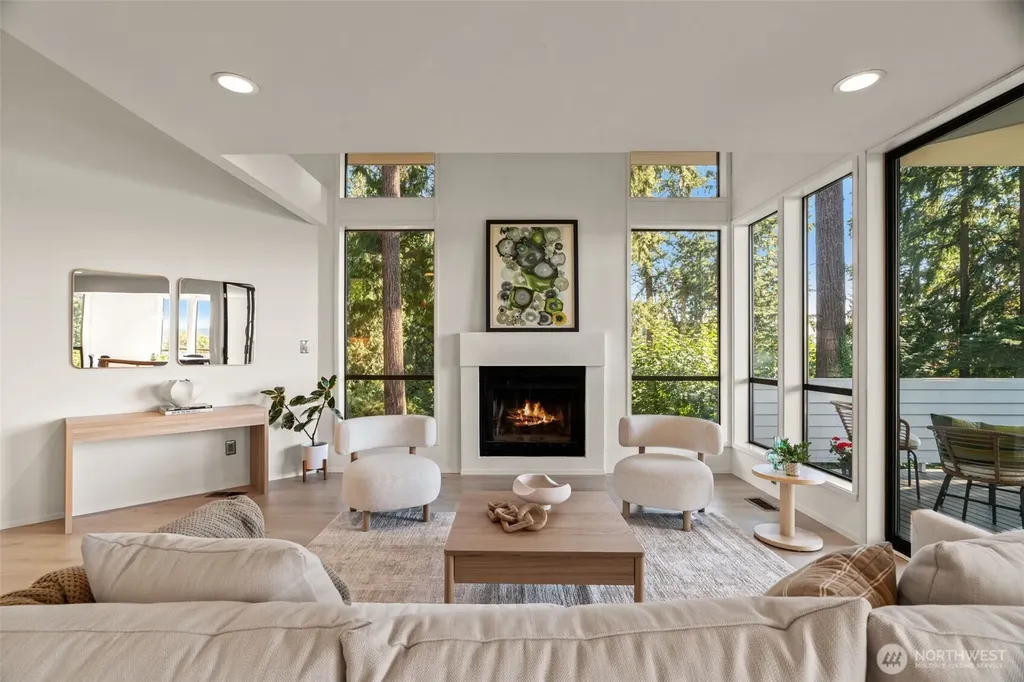 11324 83rd Place NE Kirkland WA 98034