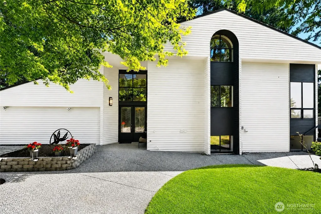 11324 83rd Place NE Kirkland WA 98034