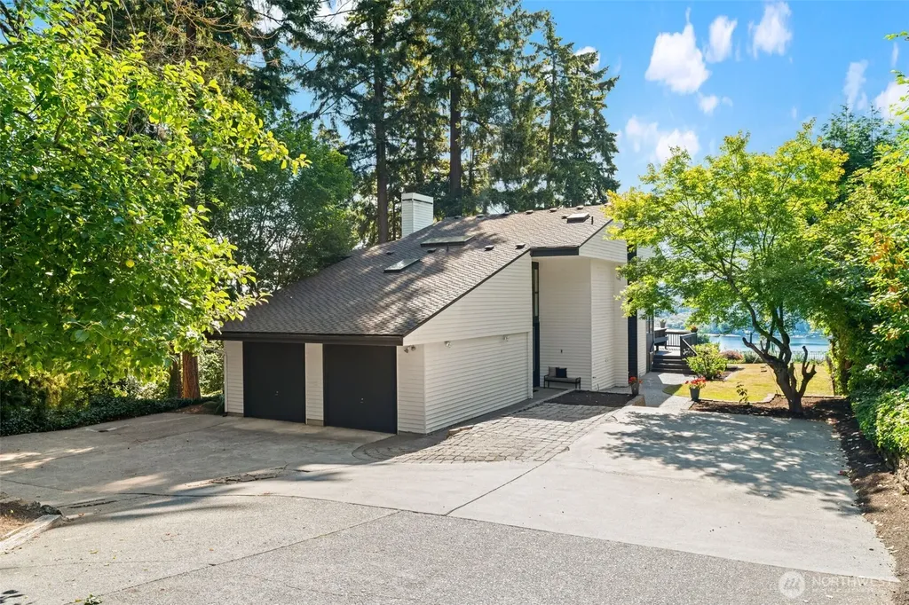 11324 83rd Place NE Kirkland WA 98034