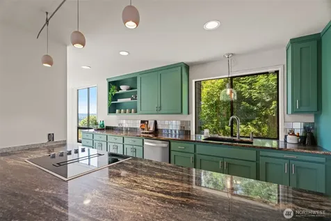 11324 83rd Place NE Kirkland WA 98034