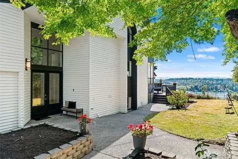 11324 83rd Place NE Kirkland WA 98034
