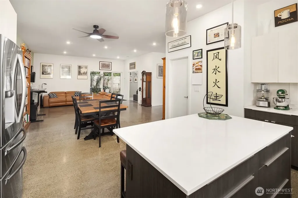 2602 S Ferdinand Street Seattle WA 98108