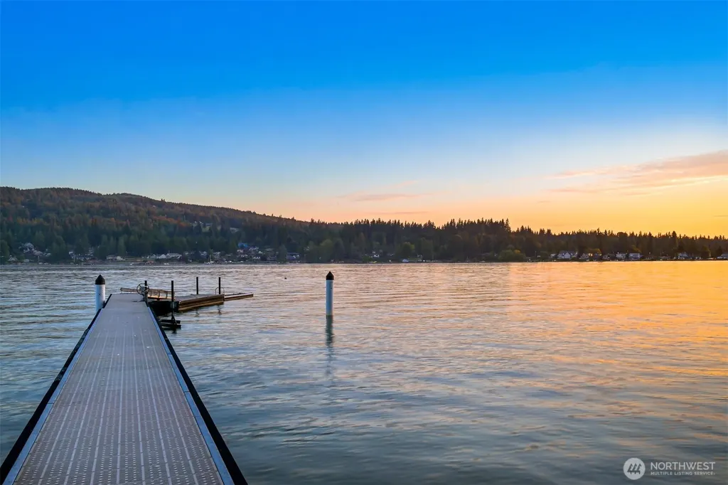 2076 Dellesta Drive Bellingham WA 98226