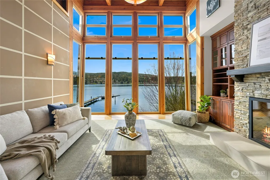 2076 Dellesta Drive Bellingham WA 98226