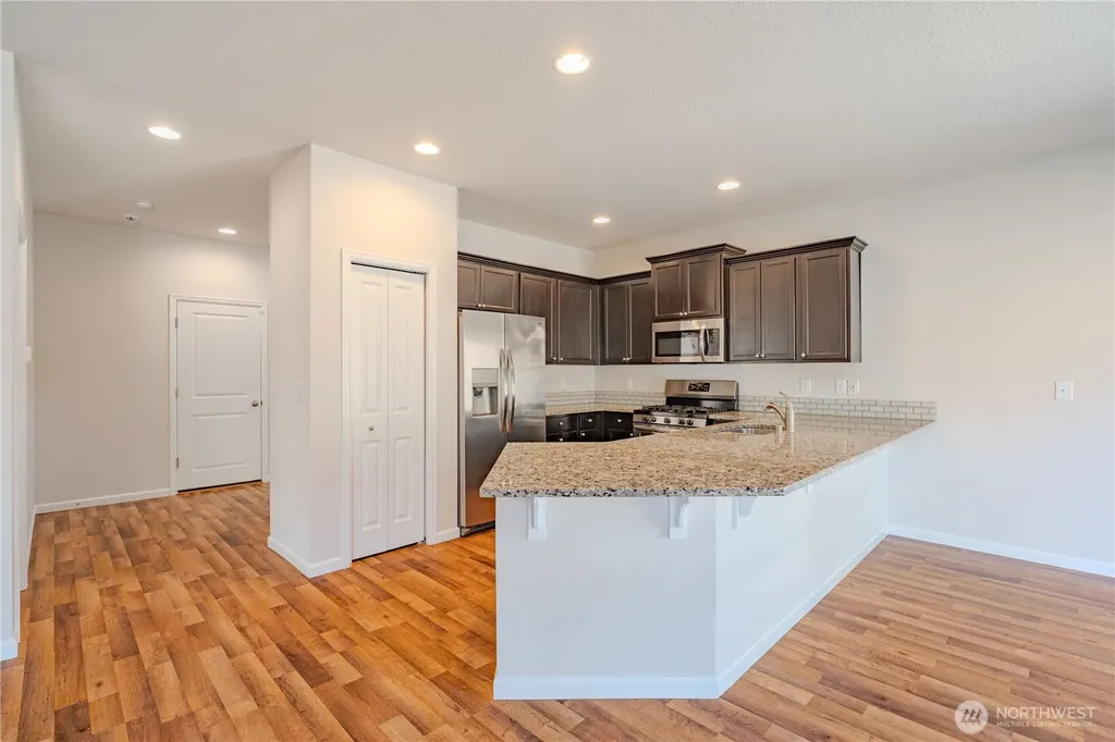 2906 S Cherry Grove Way Ridgefield WA 98642