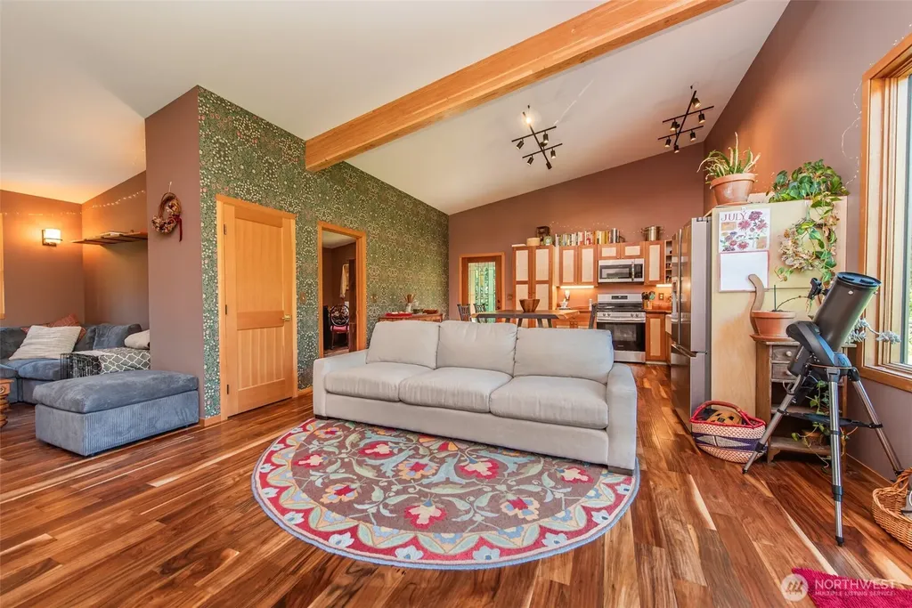 1833 Eaglemount Road Port Townsend WA 98368
