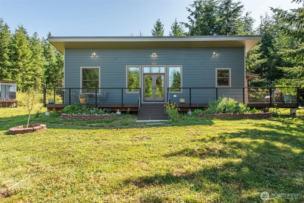 1833 Eaglemount Road Port Townsend WA 98368