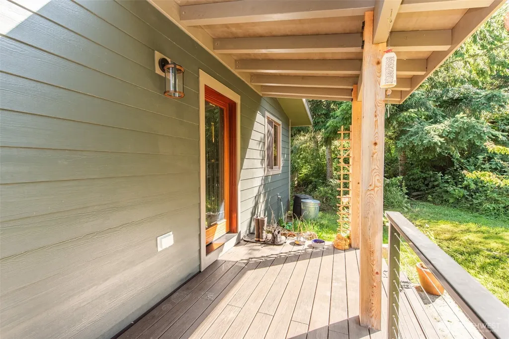 1833 Eaglemount Road Port Townsend WA 98368