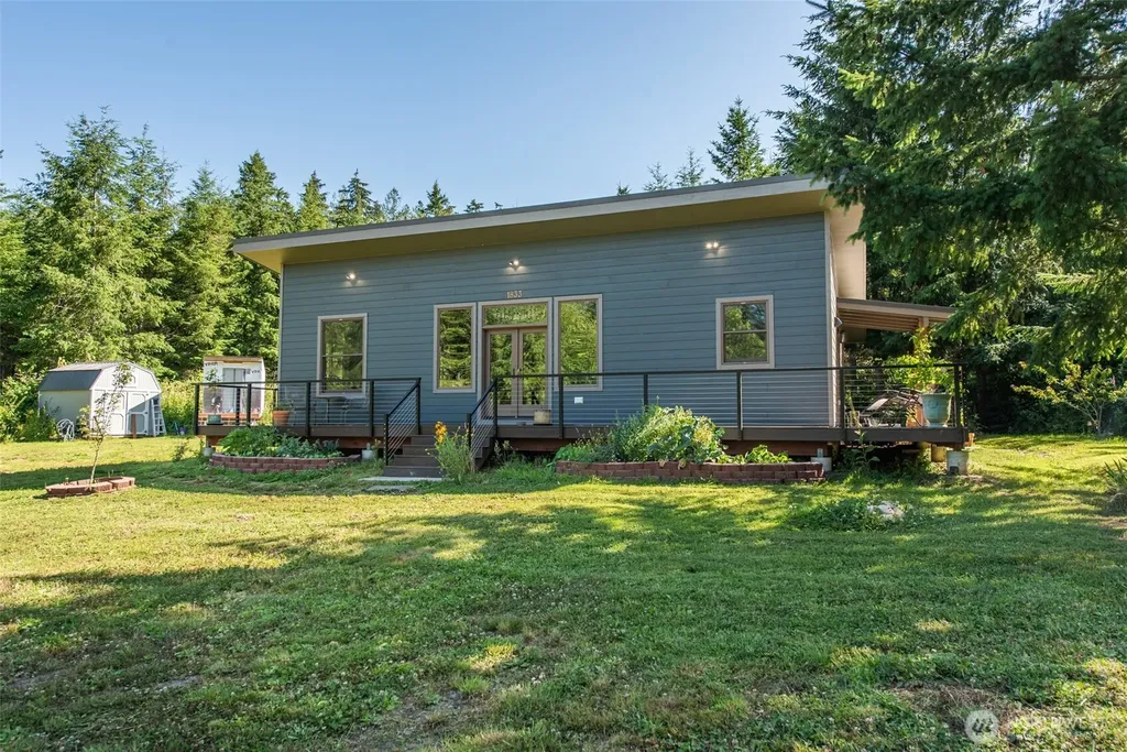 1833 Eaglemount Road Port Townsend WA 98368
